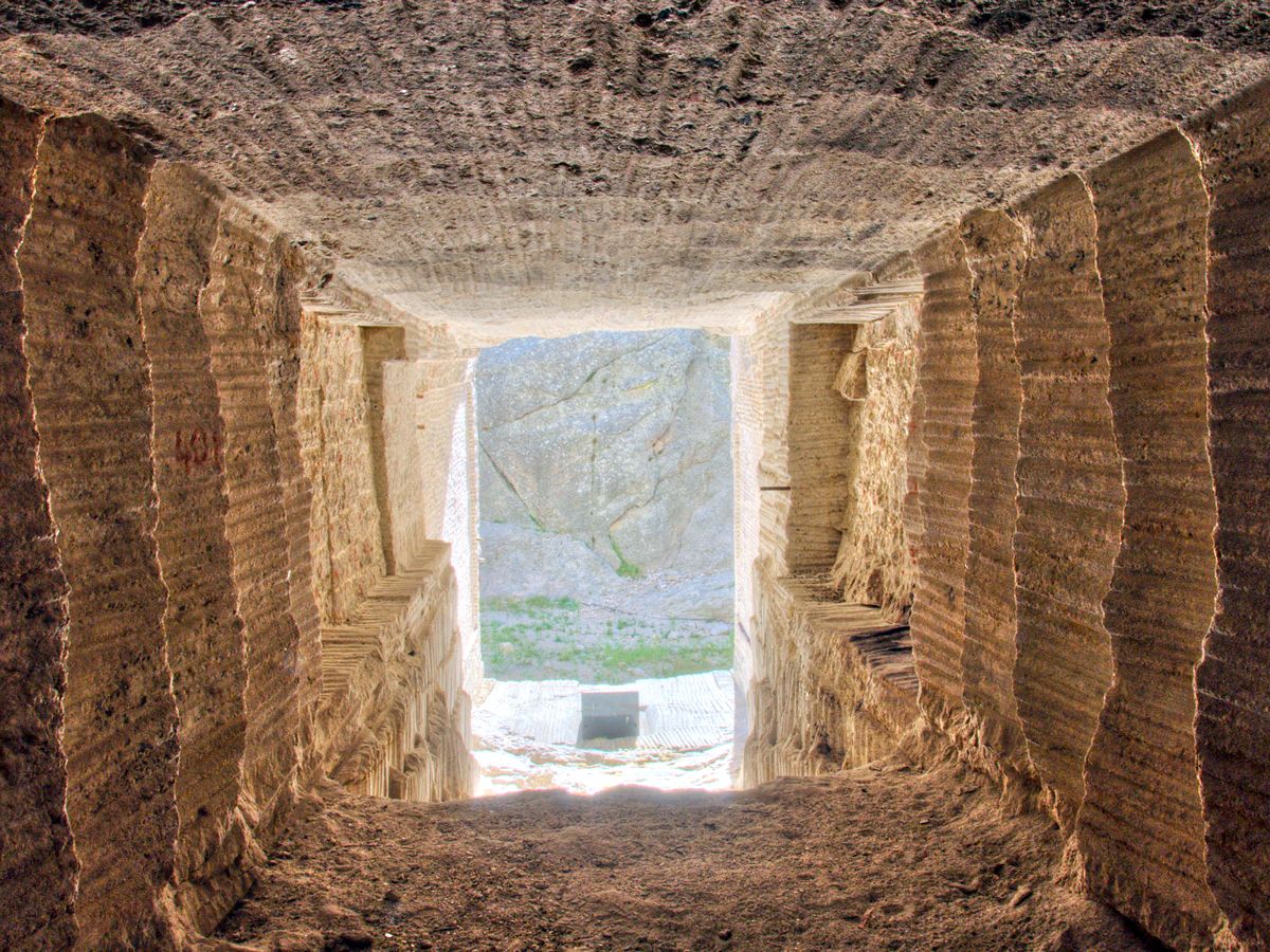 Hallway leading to secret chamber at Mount Rushmore