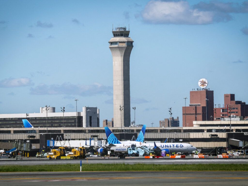 Control tower at Newark Liberty Airport