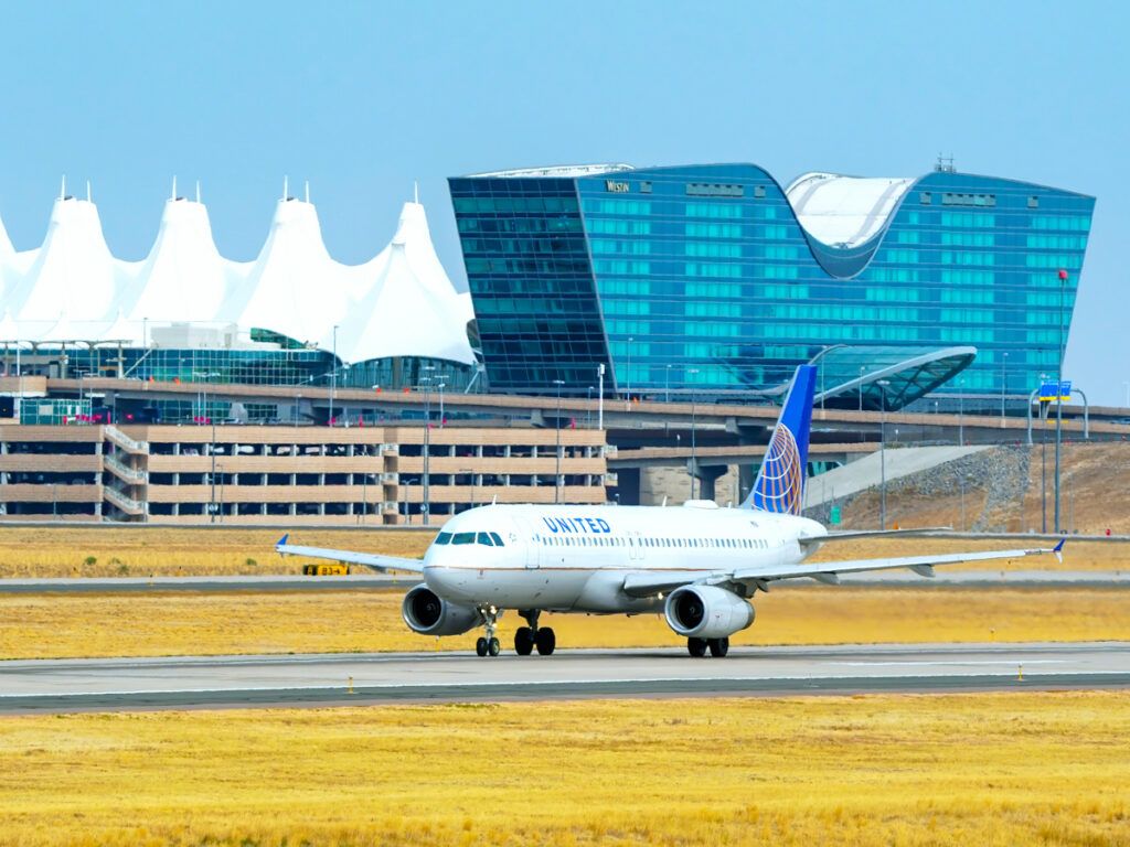 United Airlines Airbus A320 departing from Denver International Airport