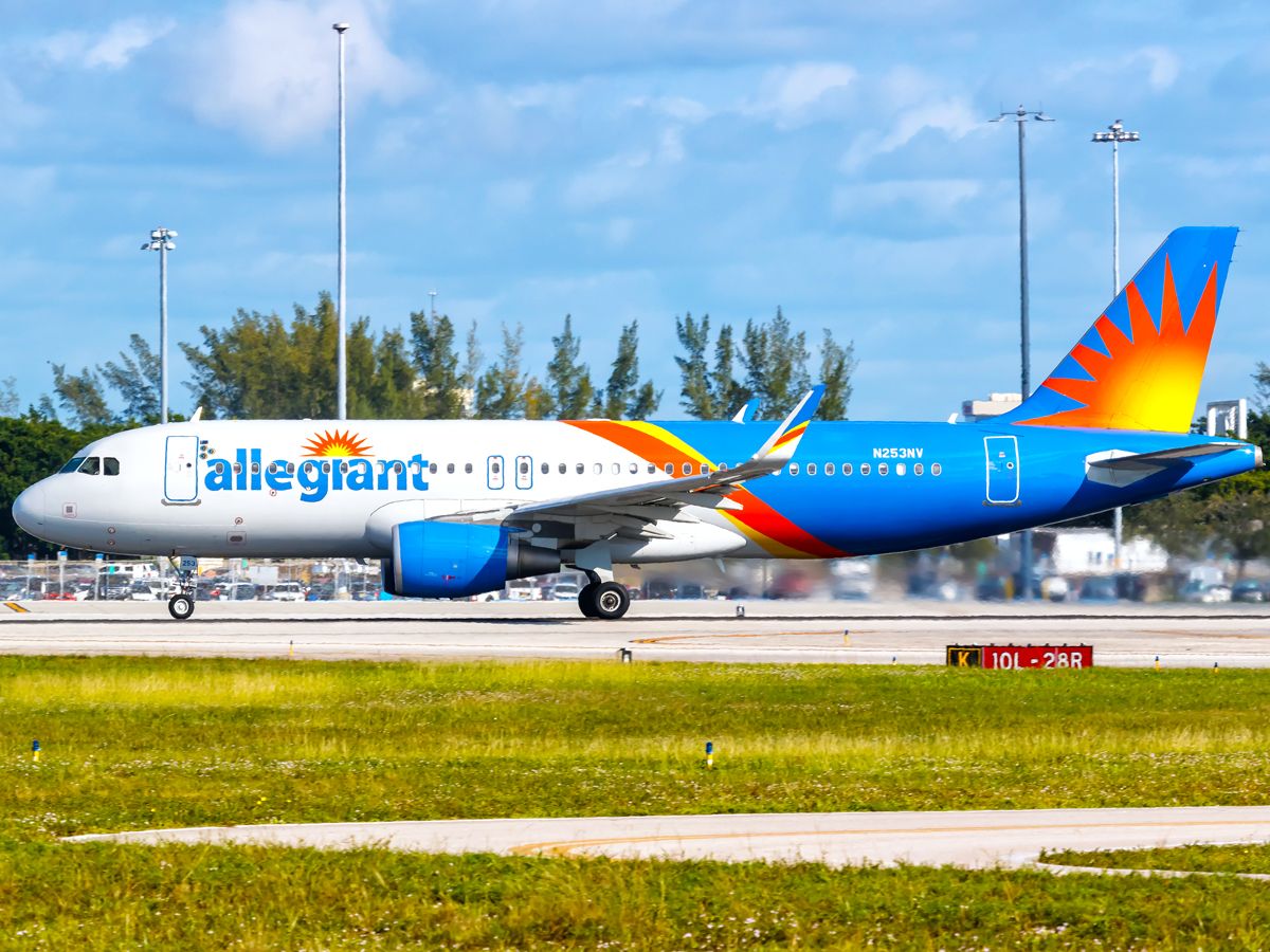 Allegiant Air Airbus A320 taxiing on runway