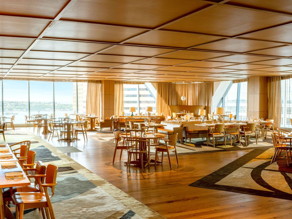 Restaurant with views of Seattle skyline at the Lotte Hotel