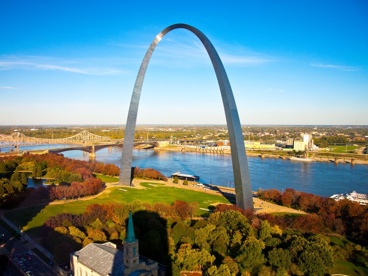 Gateway Arch along the Mississippi River in St. Louis, Missouri