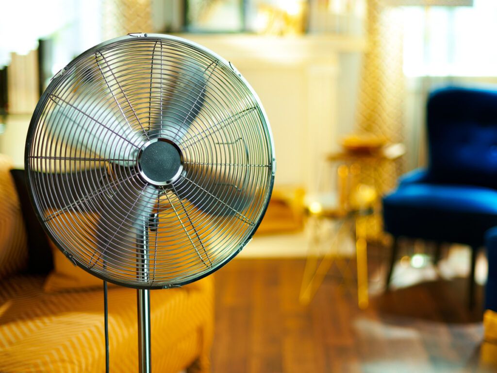 Fan cooling room
