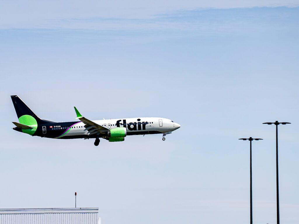 A Flair Airlines Boeing 737-MAX 8 on approach