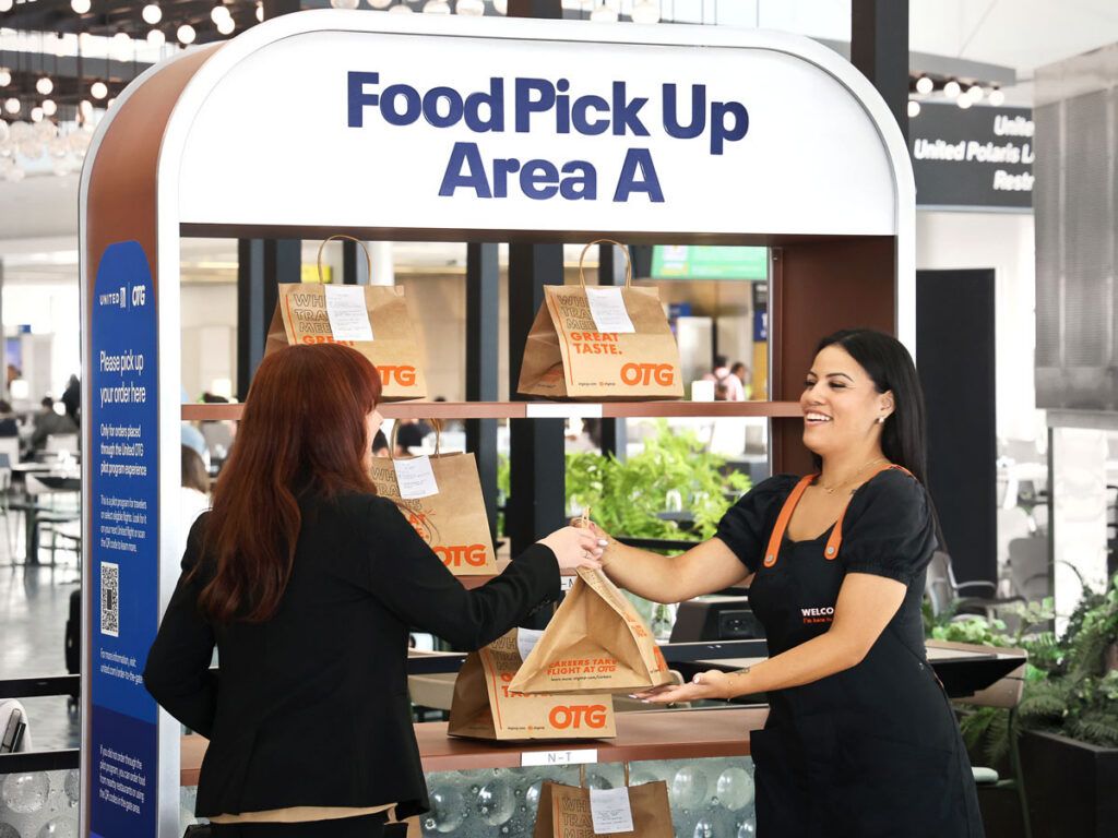 United Airlines food pick-up area