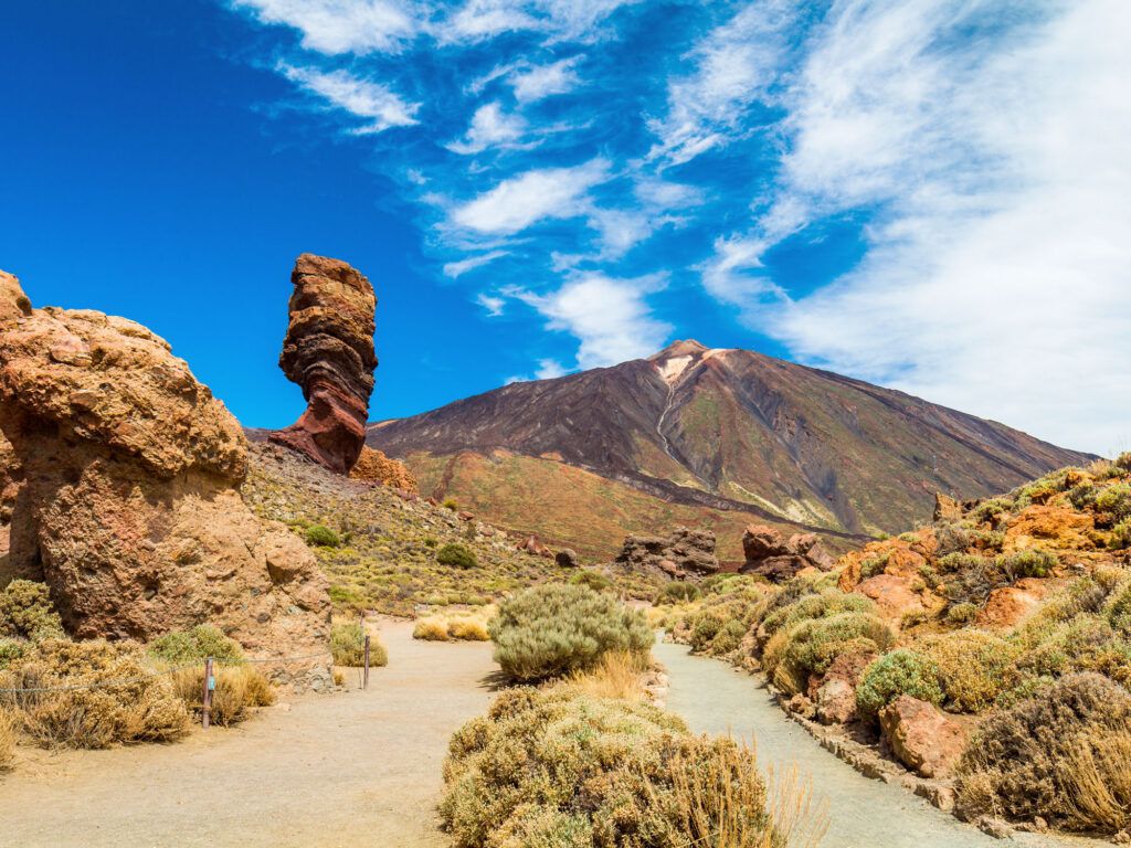 Roque Cinchado volcanic rock pillar in Teide National Park, Spain