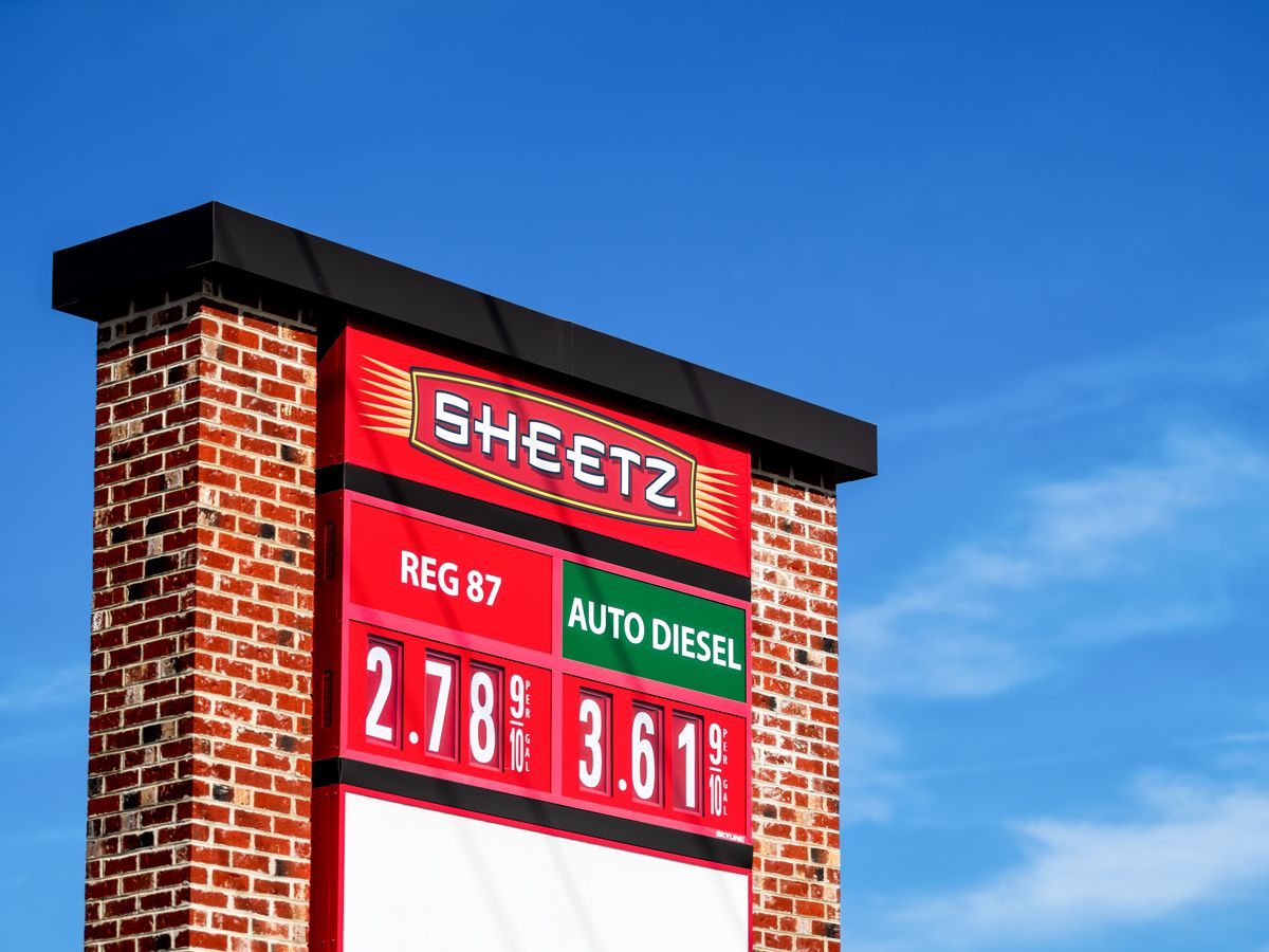 Price display for gas station